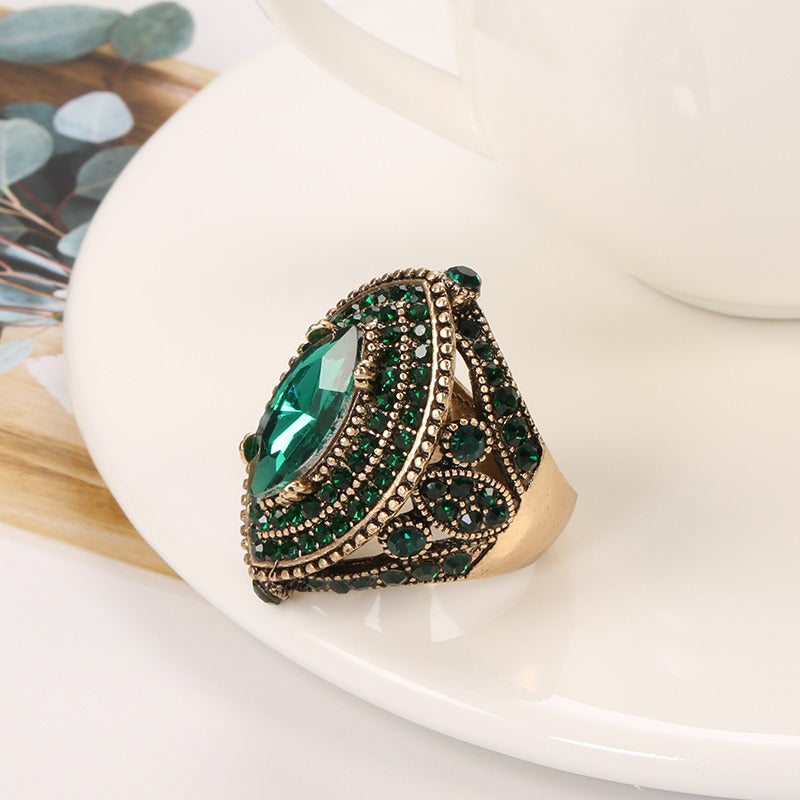 Vintage Bulgaria Green Marquise Antique Gold Ethnic Ring