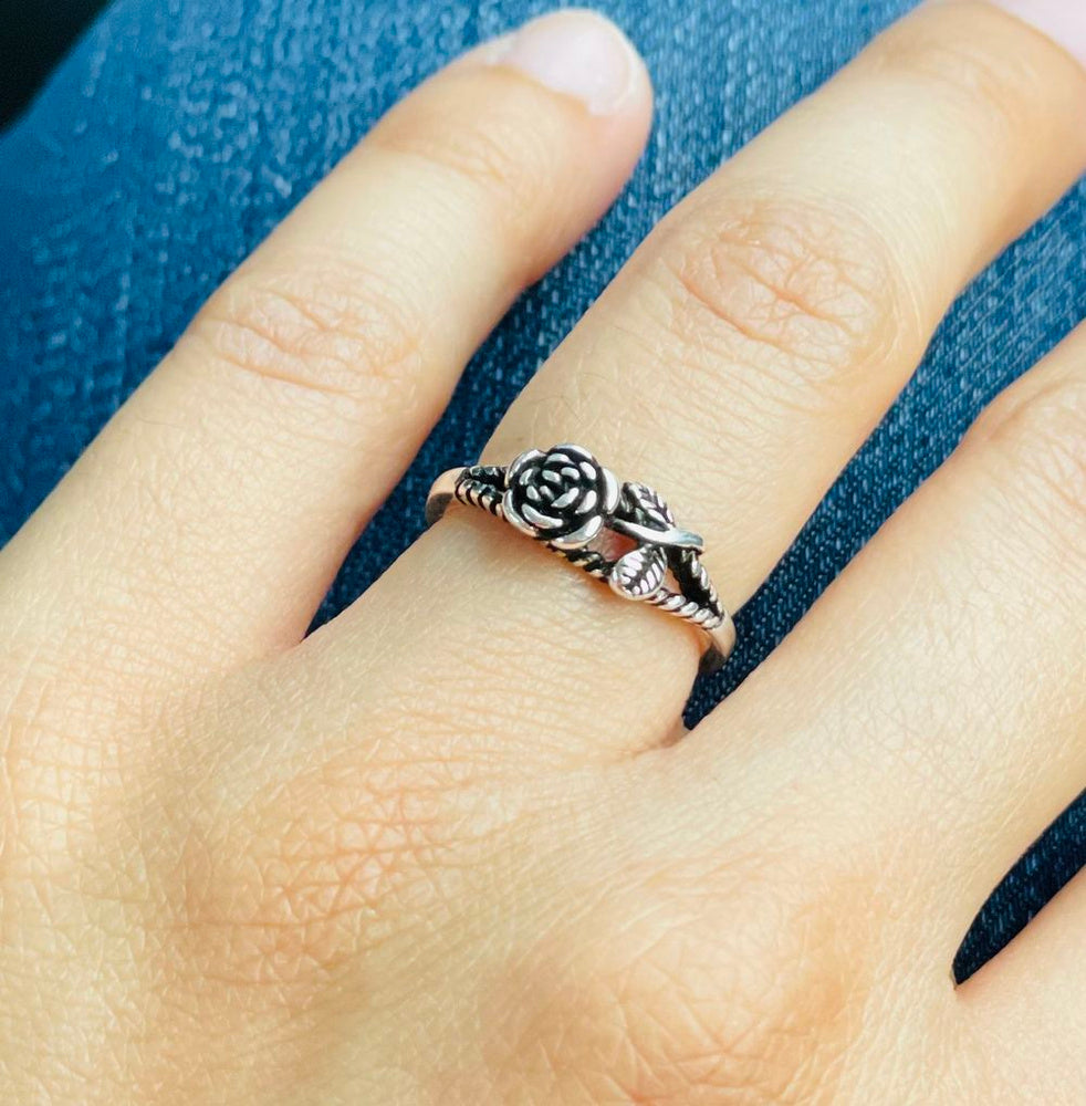 Vintage Silver Rose Flower Cocktail Ring