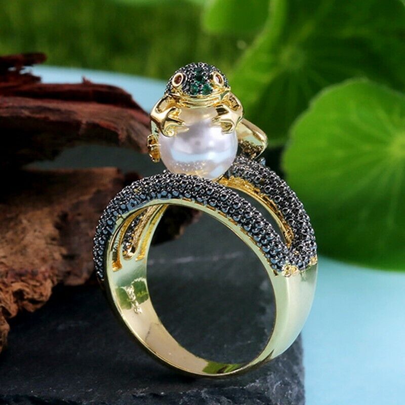 Frog Golden Toad Play Beads White Simulated Pearl Gold Ring