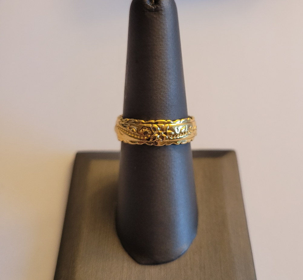 Classic Carved Rose Flower Engraved Gold Ring