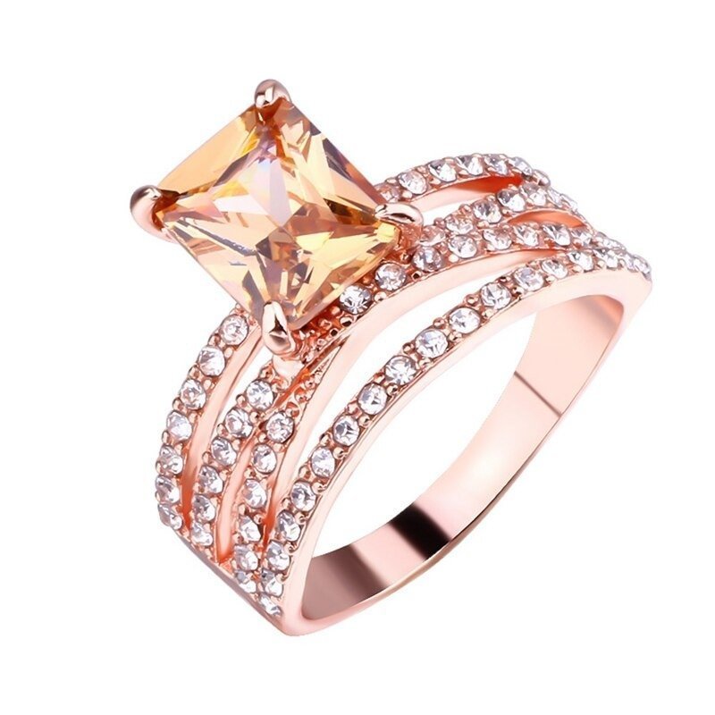 Sparkling Champagne Morganite Crystal Multilayer Engagement Ring