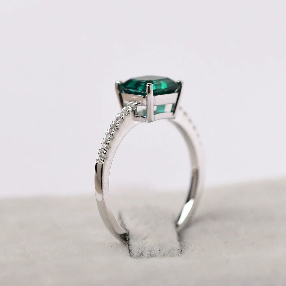 Sterling Silver Emerald Green Topaz Promise Ring - Size 6